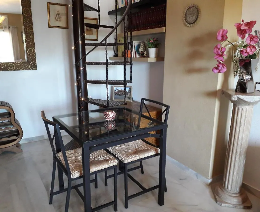 Lilia Lauro Golf Apartment Malaga